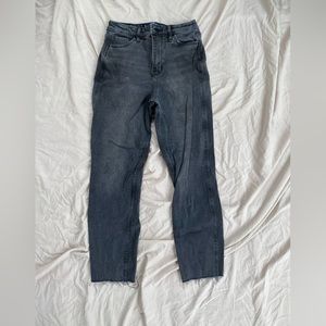 Ultra High Rise Mom Jean